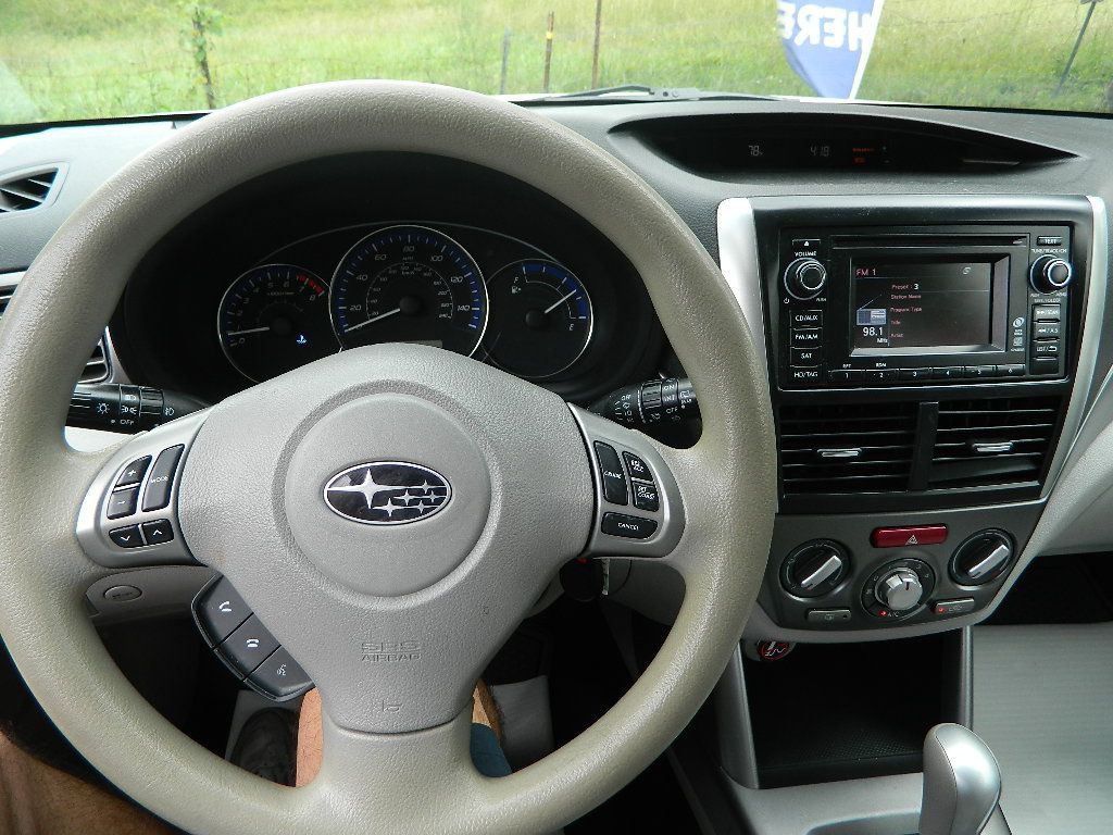 2013 Subaru Forester Image 9