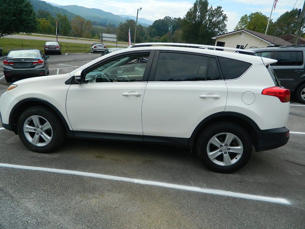 2013 Toyota Rav4 Image 5