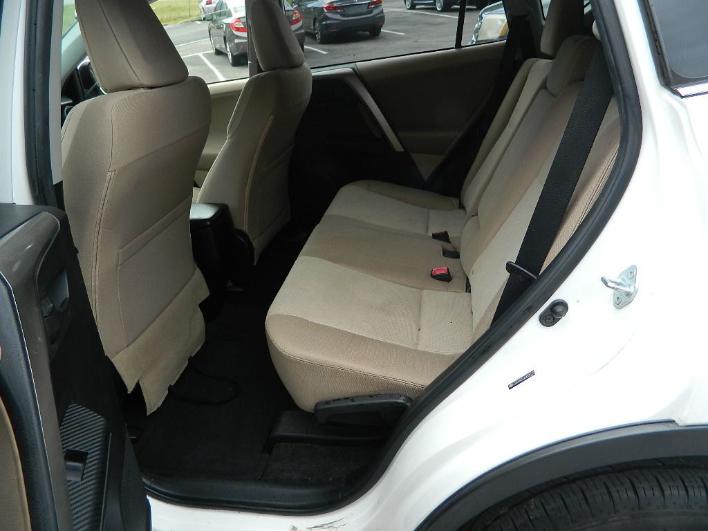 2013 Toyota Rav4 Image 7