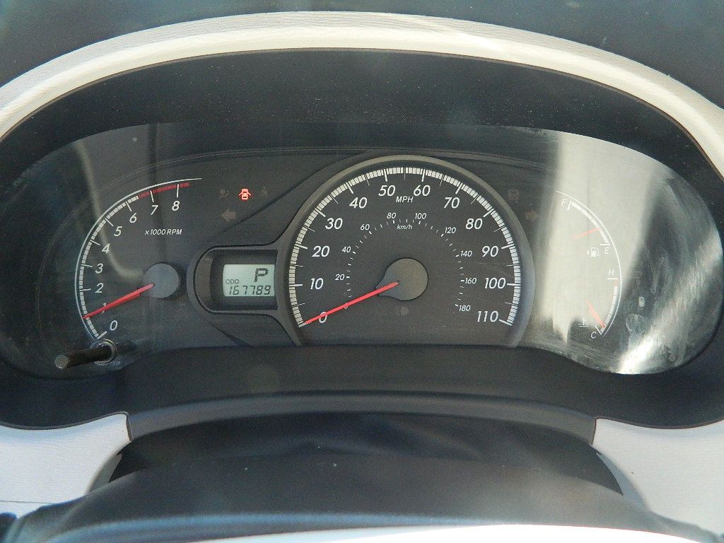 2012 Toyota Sienna Image 11
