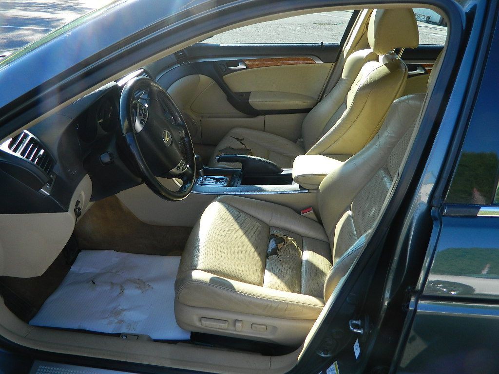 2005 Acura TL Image 8