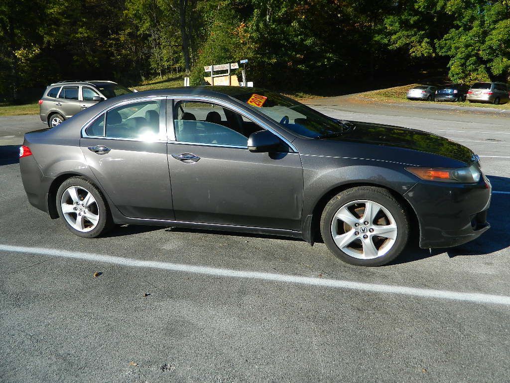 2010 Acura TSX Image 2