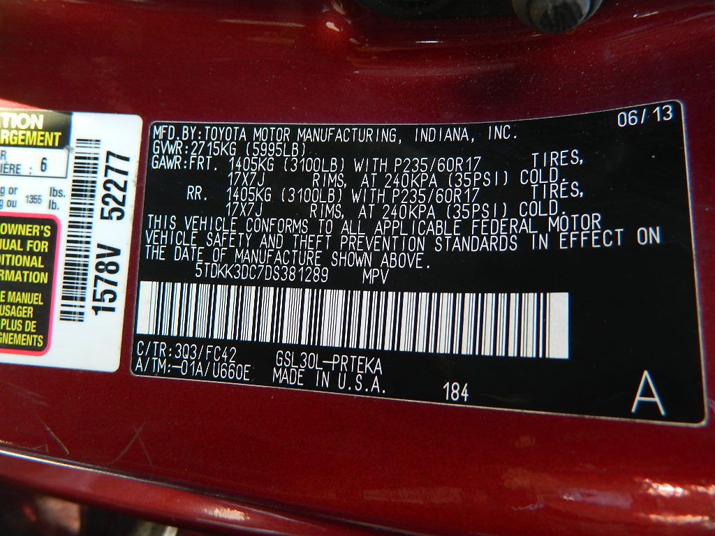 2013 Toyota Sienna Image 14