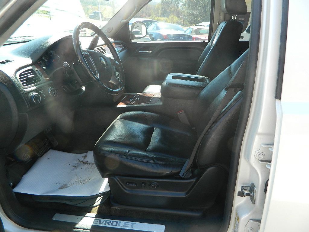 2009 Chevrolet Tahoe Image 9