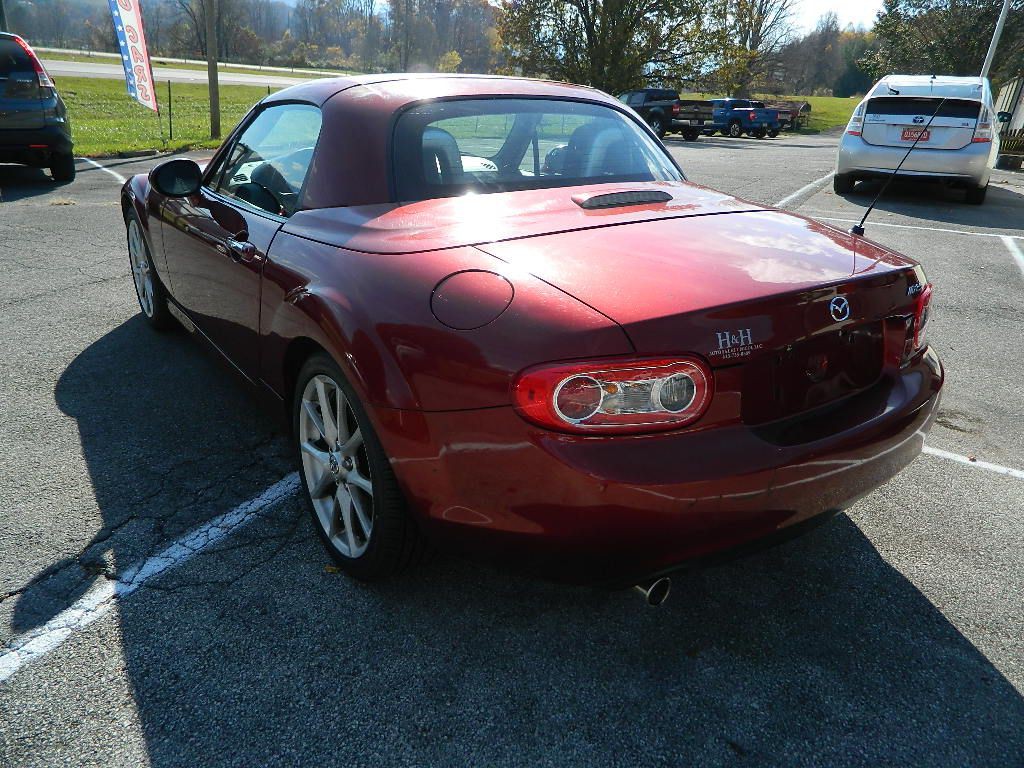 2010 Mazda MX-5 Miata Image 4