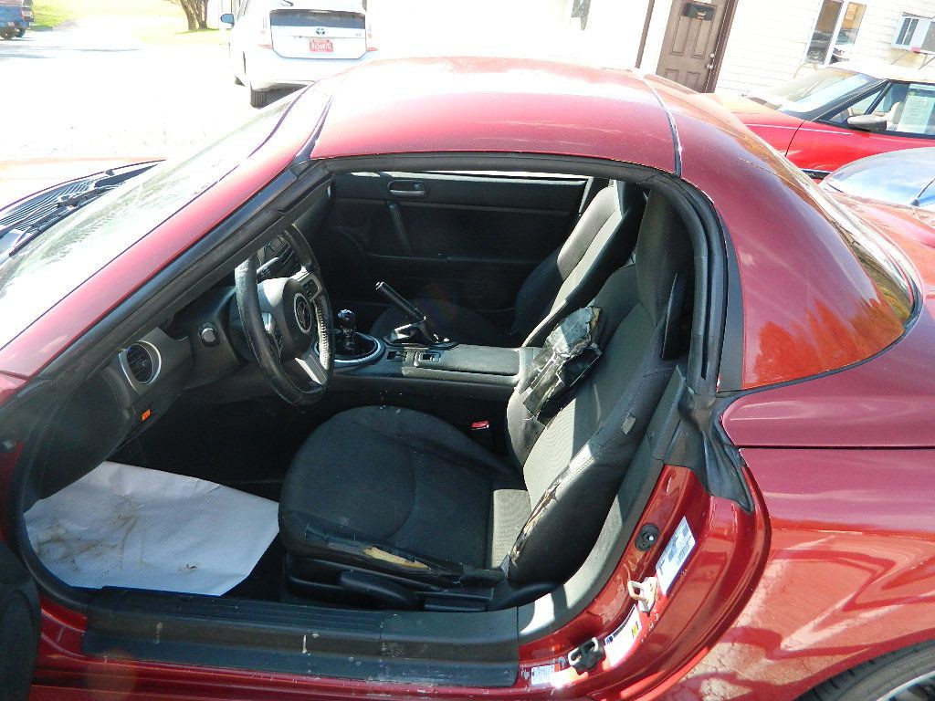 2010 Mazda MX-5 Miata Image 7