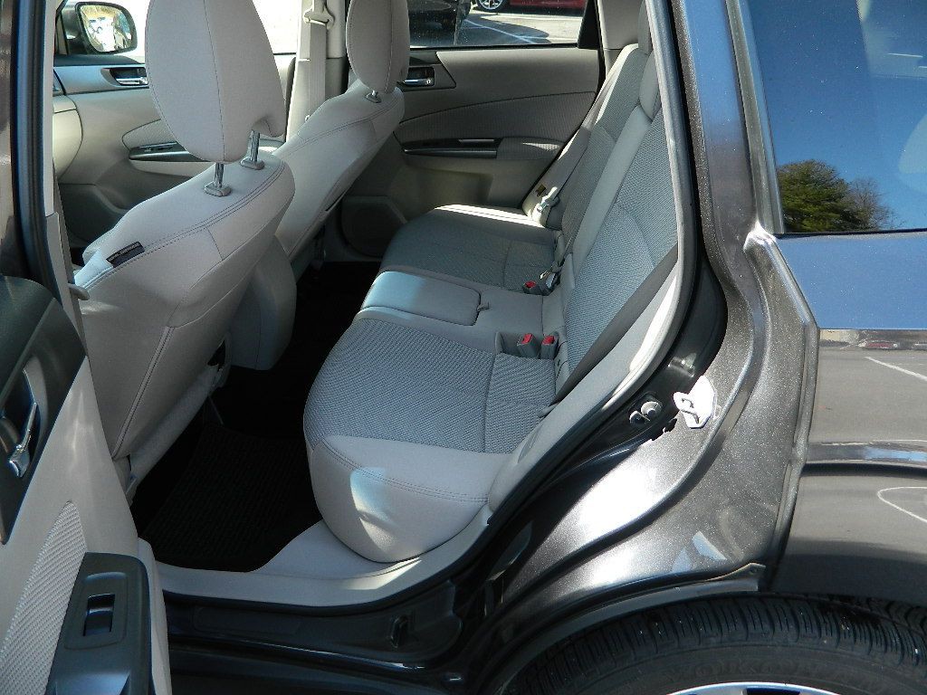 2012 Subaru Forester Image 7