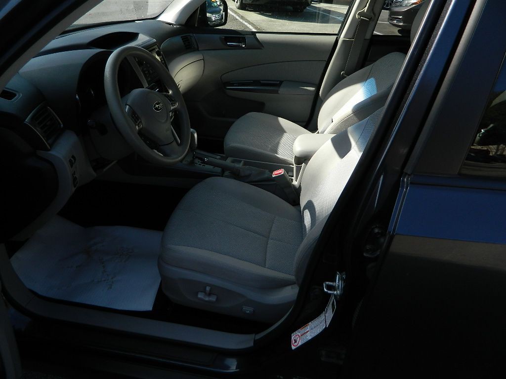2012 Subaru Forester Image 8