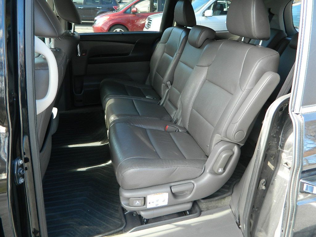 2016 Honda Odyssey Image 8