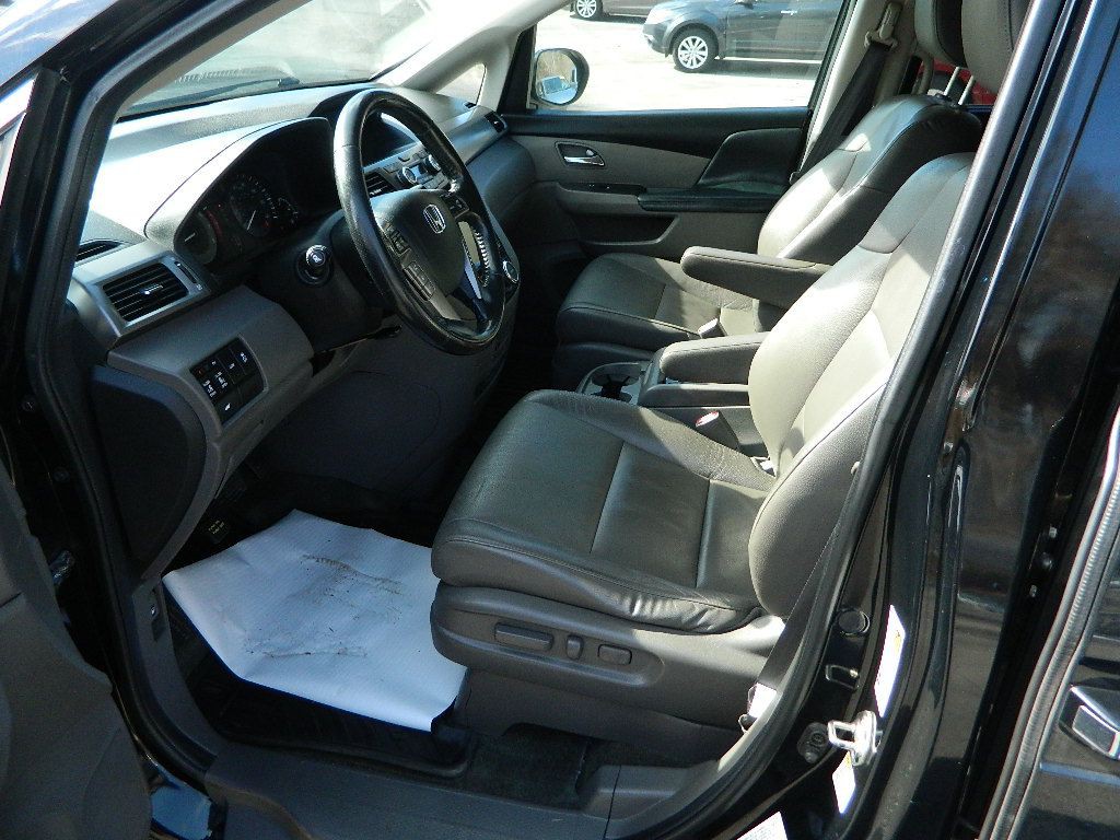 2016 Honda Odyssey Image 9