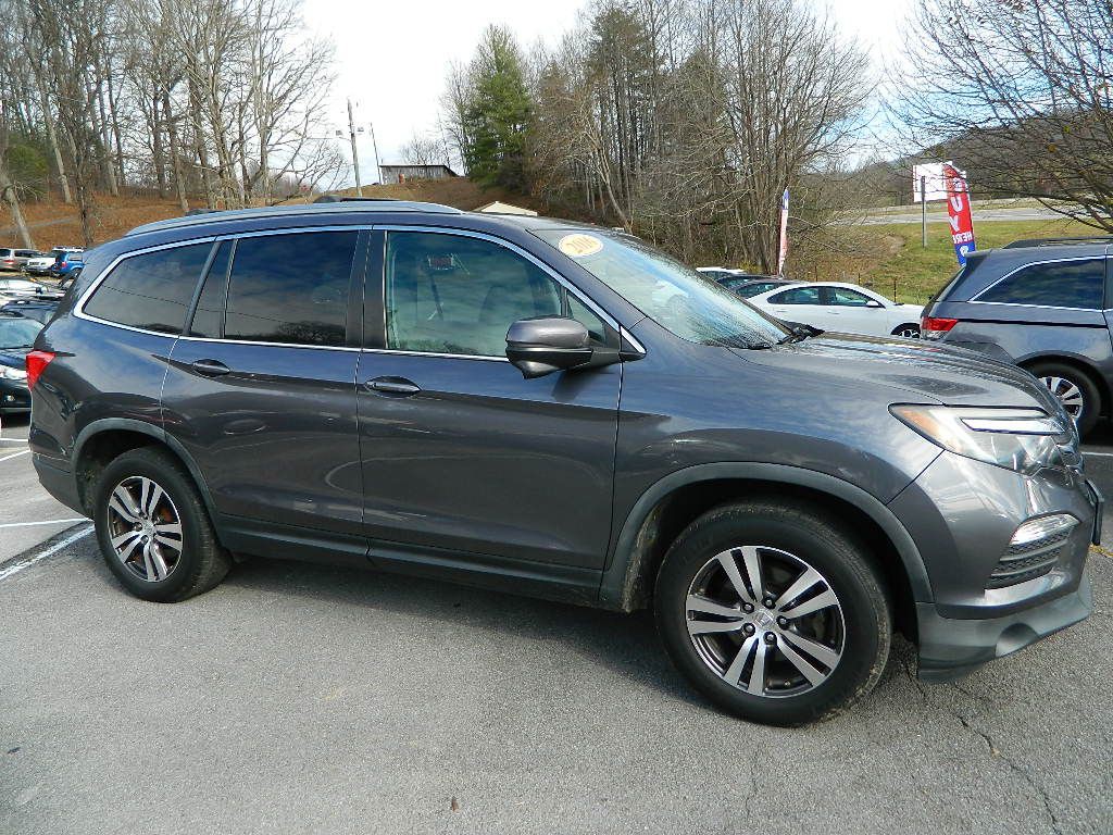 2016 Honda Pilot Image 2