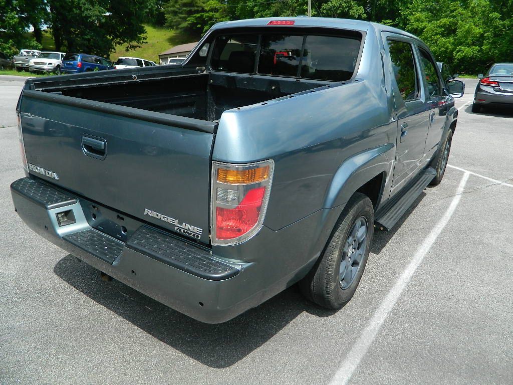 2006 Honda Ridgeline Image 3