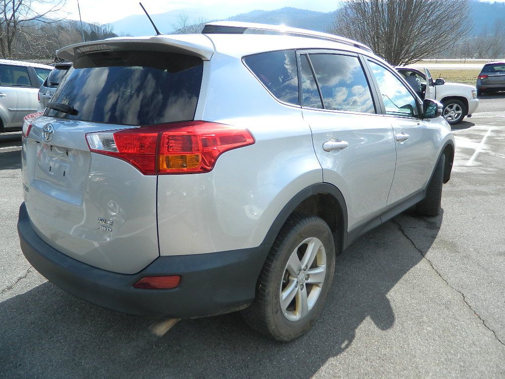 2014 Toyota Rav4 Image 3