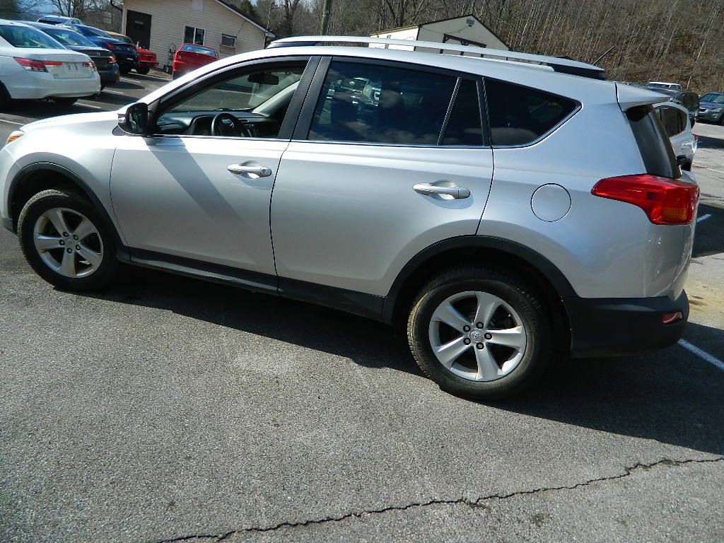 2014 Toyota Rav4 Image 5