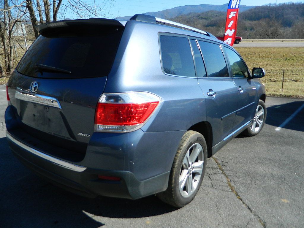 2013 Toyota Highlander Image 3