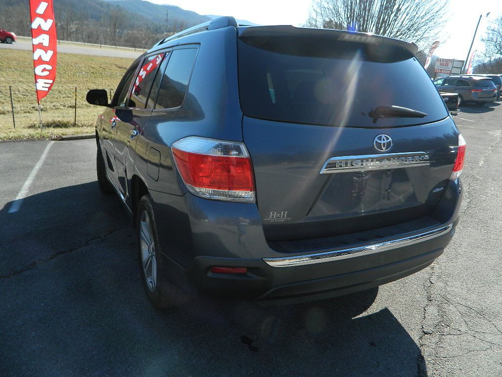 2013 Toyota Highlander Image 4
