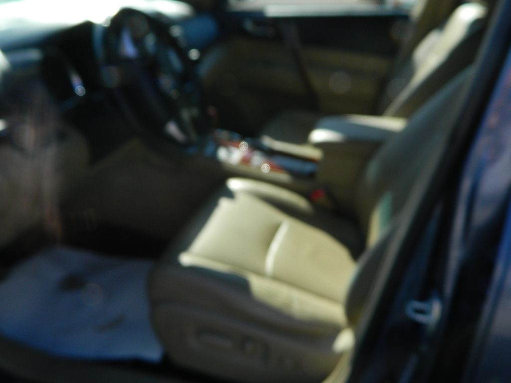 2013 Toyota Highlander Image 9