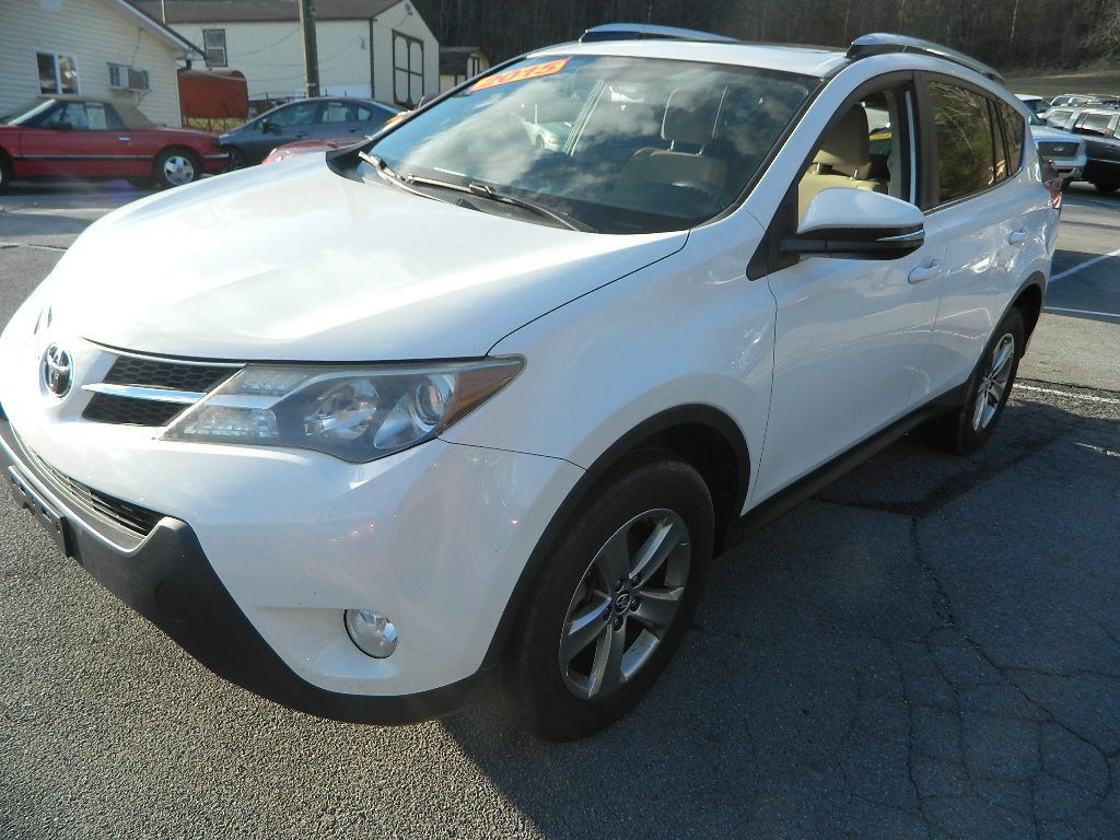 2015 Toyota Rav4 Image 6