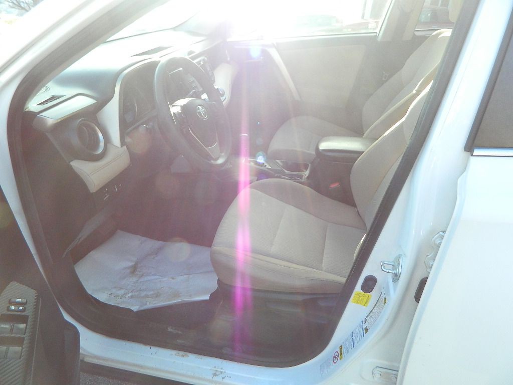 2015 Toyota Rav4 Image 8
