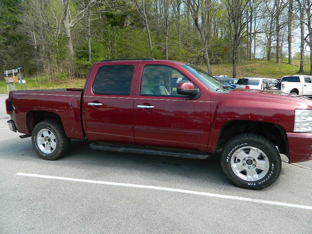 2009 Chevrolet Silverado 1500 Image 2