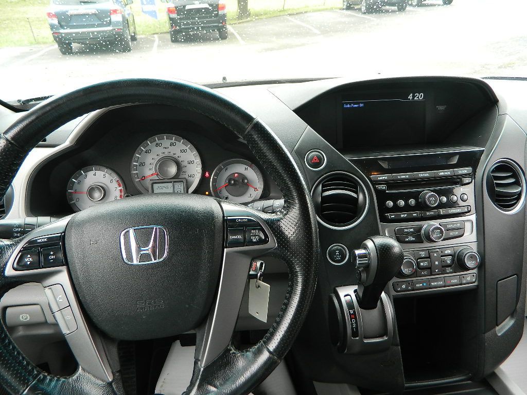 2015 Honda Pilot Image 10