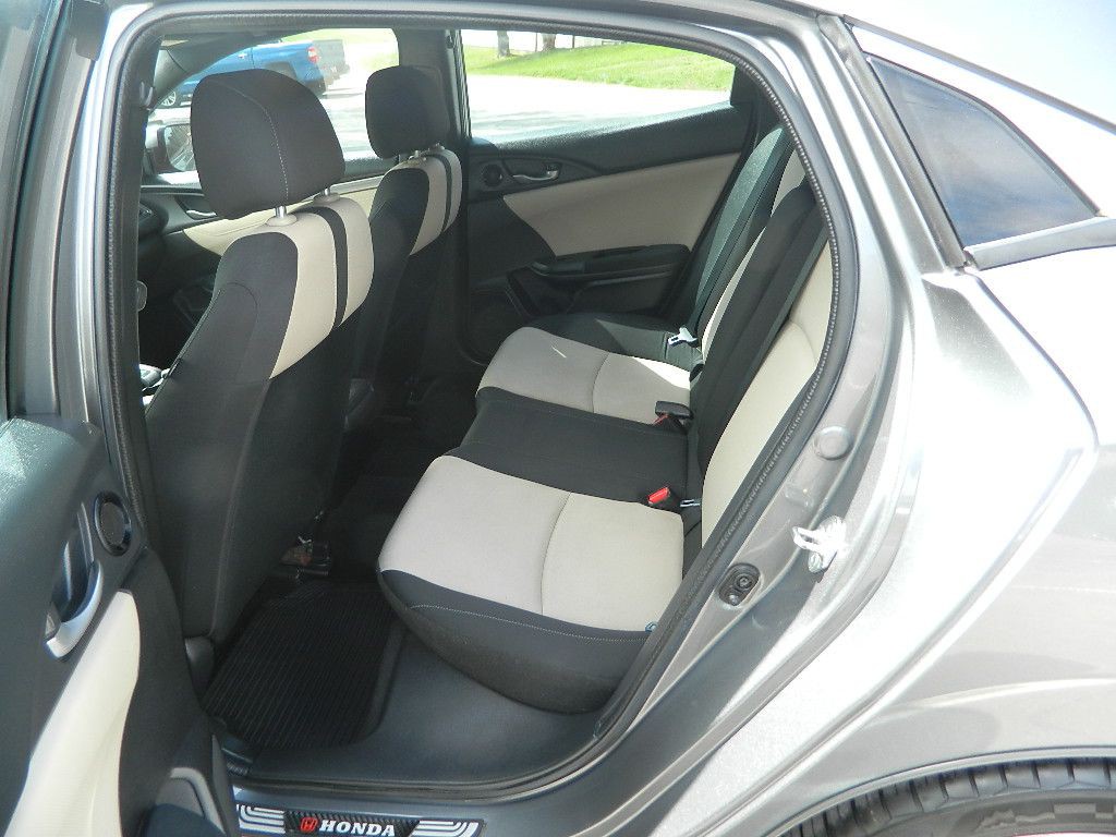 2017 Honda Civic Image 7