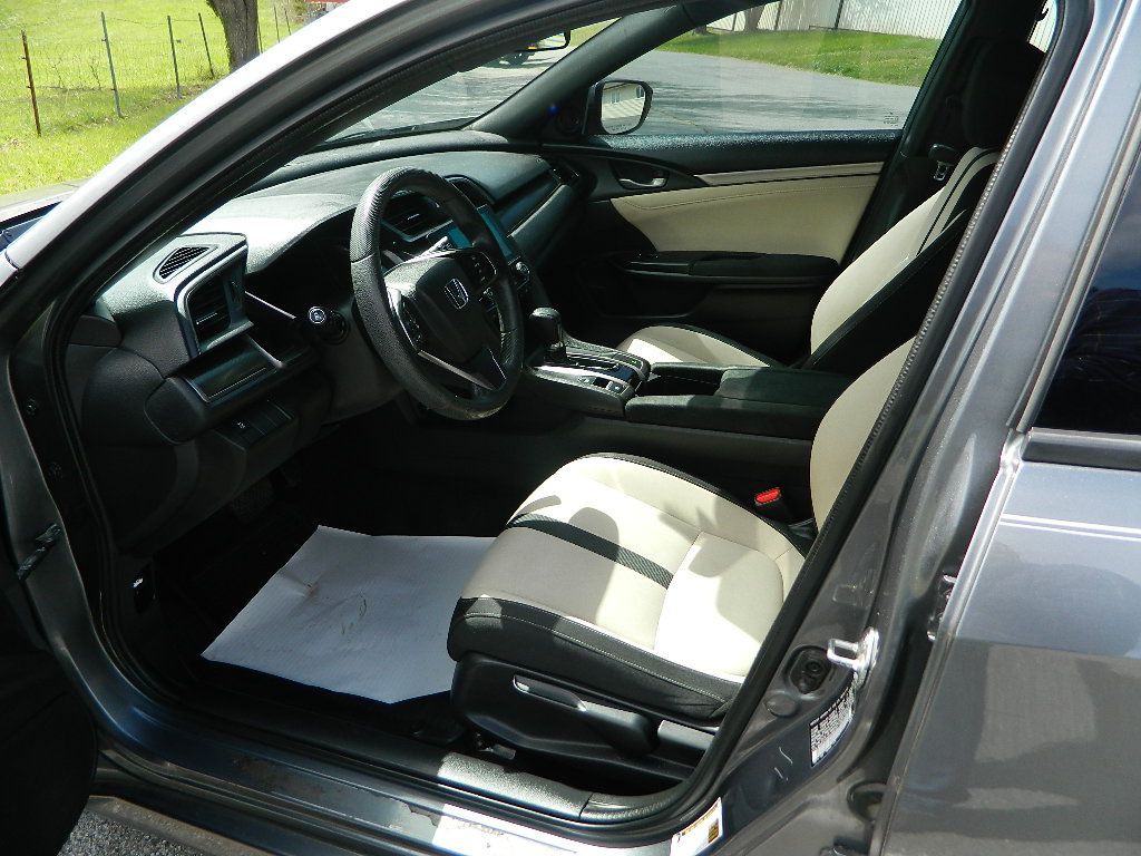 2017 Honda Civic Image 8