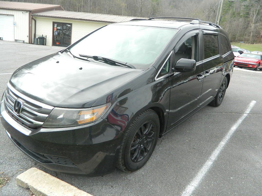 2011 Honda Odyssey Image 6