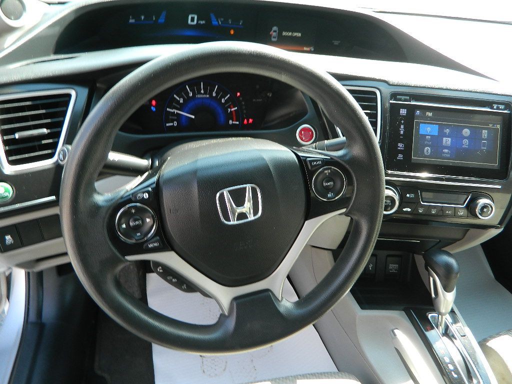 2015 Honda Civic Image 9