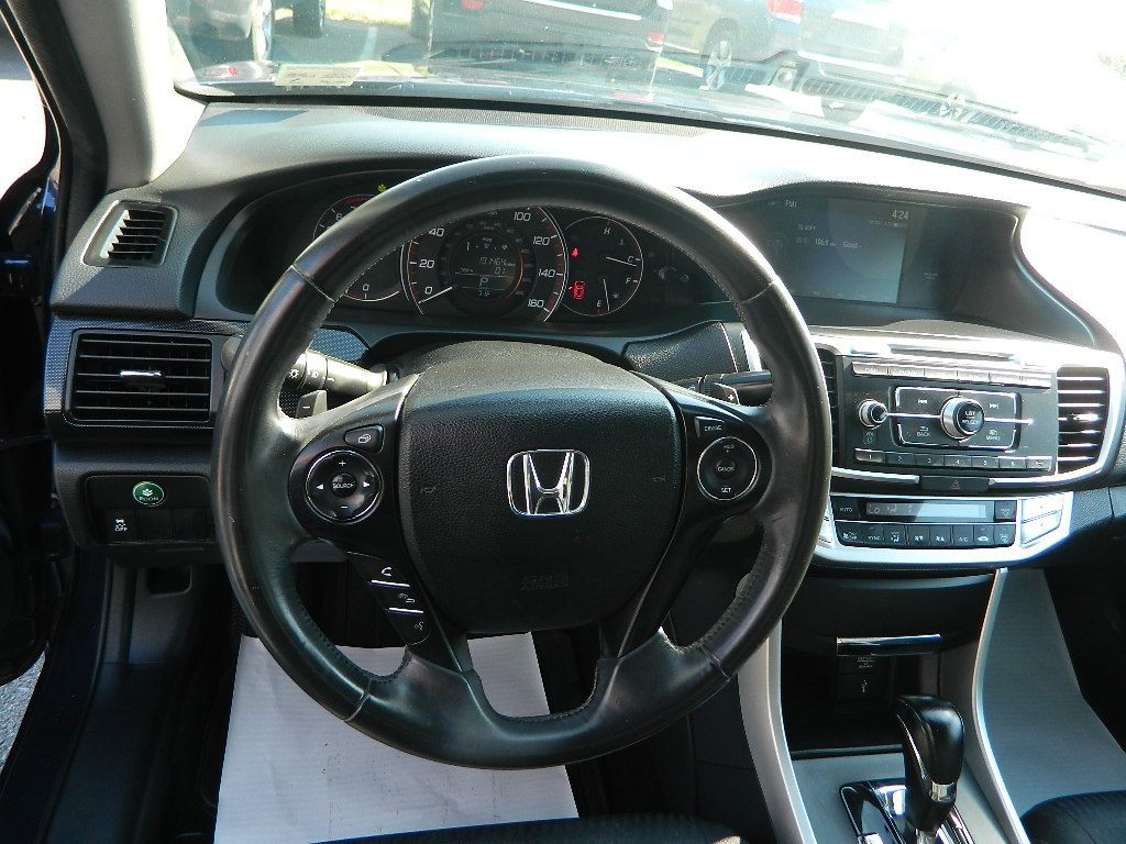 2015 Honda Accord Image 9
