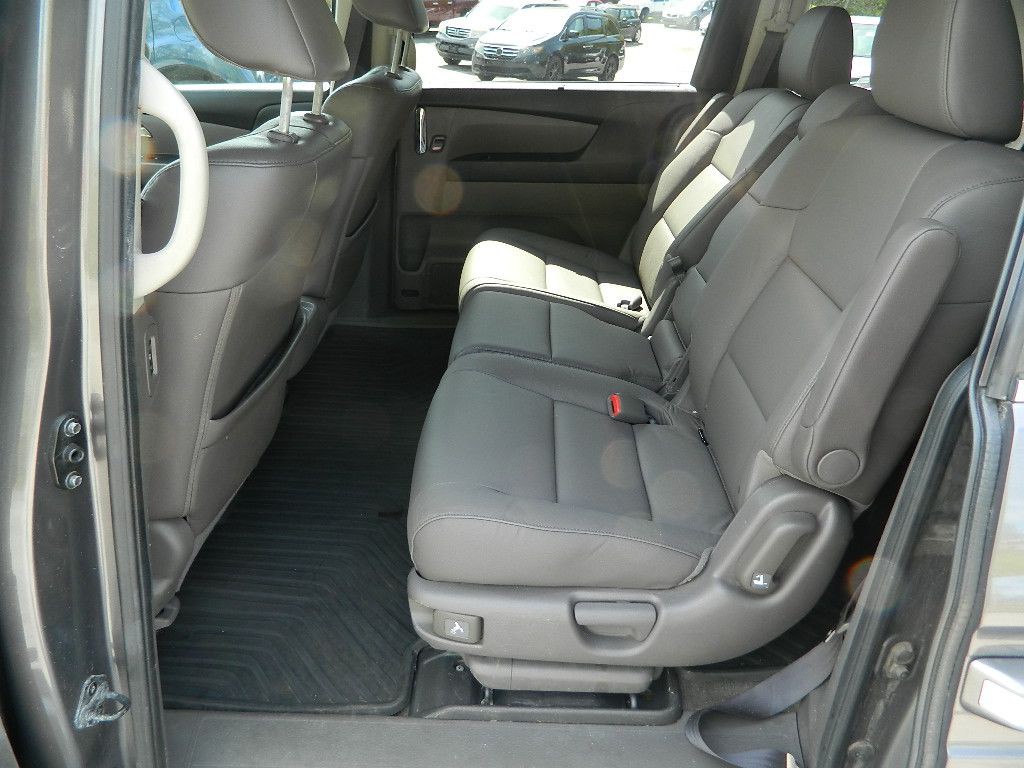 2014 Honda Odyssey Image 8