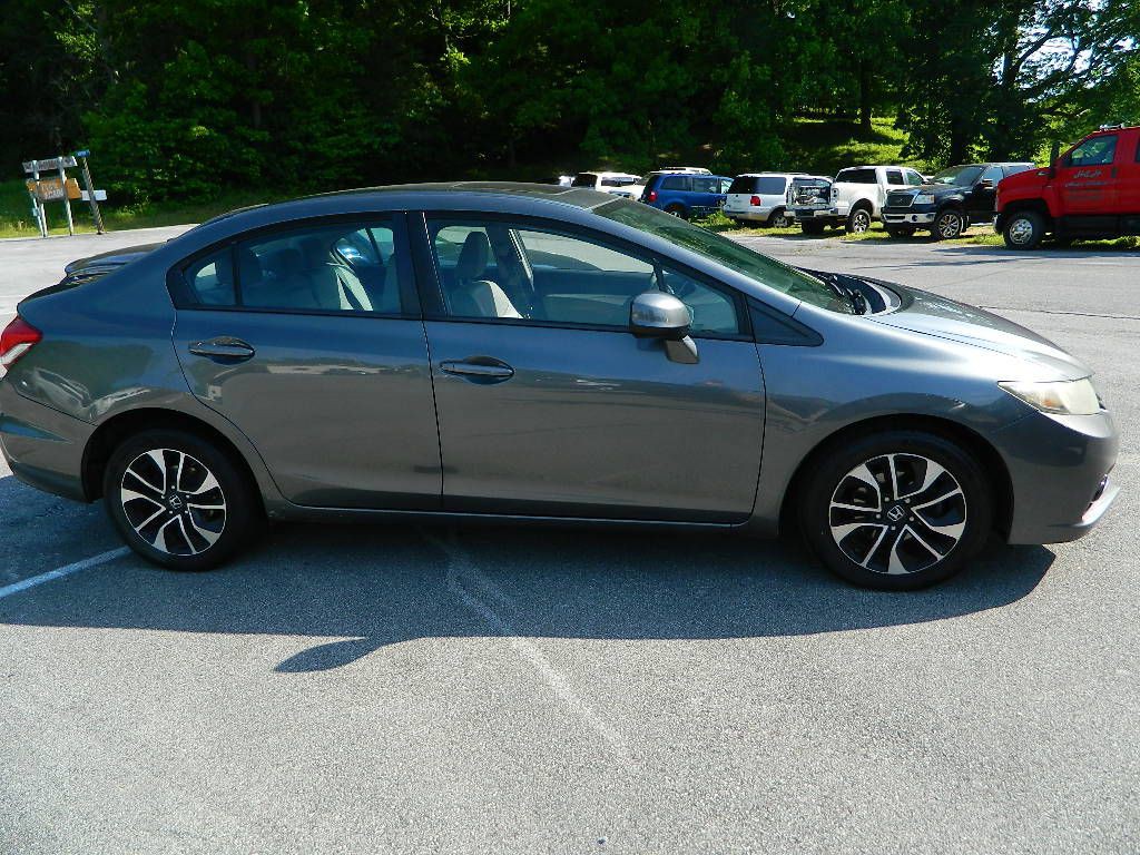 2013 Honda Civic Image 2
