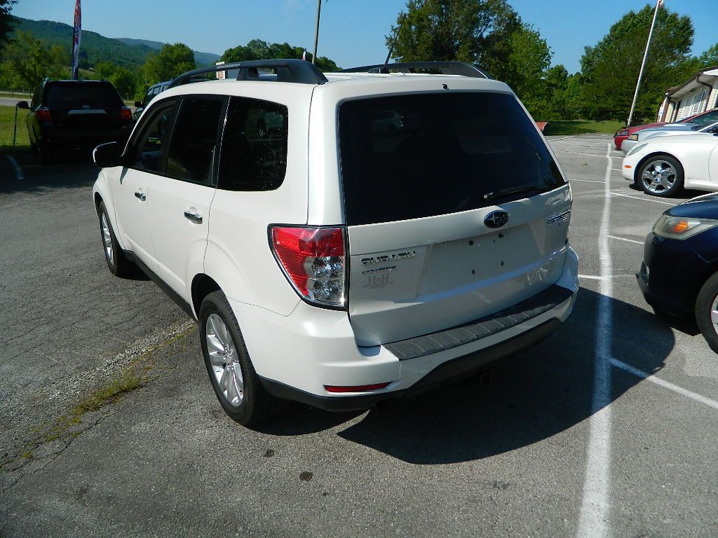 2013 Subaru Forester Image 4
