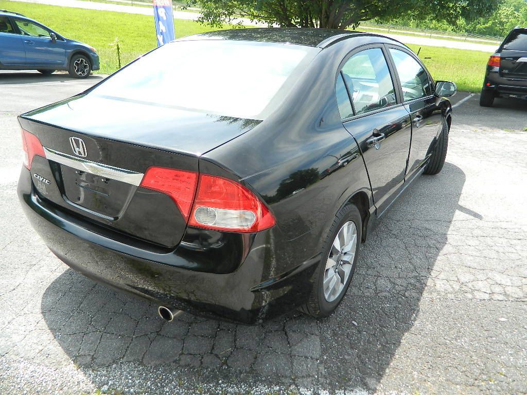 2011 Honda Civic Image 3