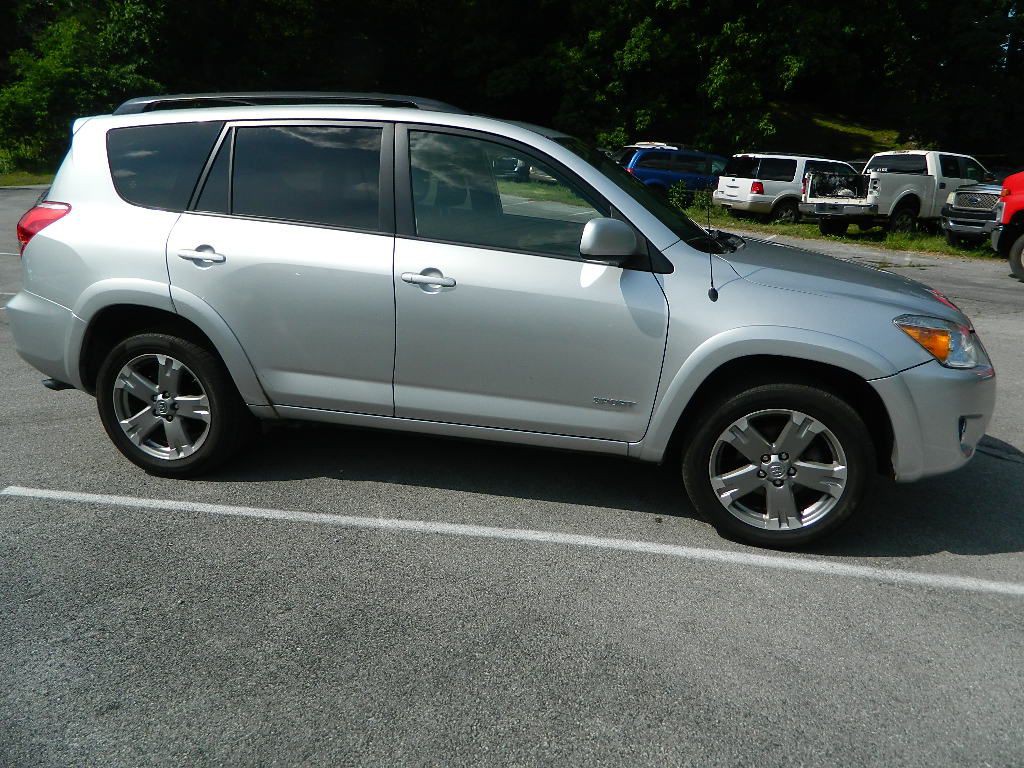 2008 Toyota Rav4 Image 2