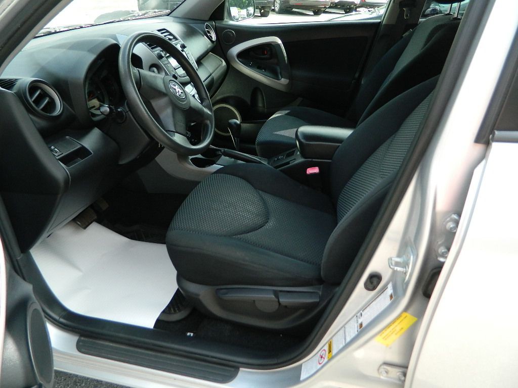2008 Toyota Rav4 Image 9