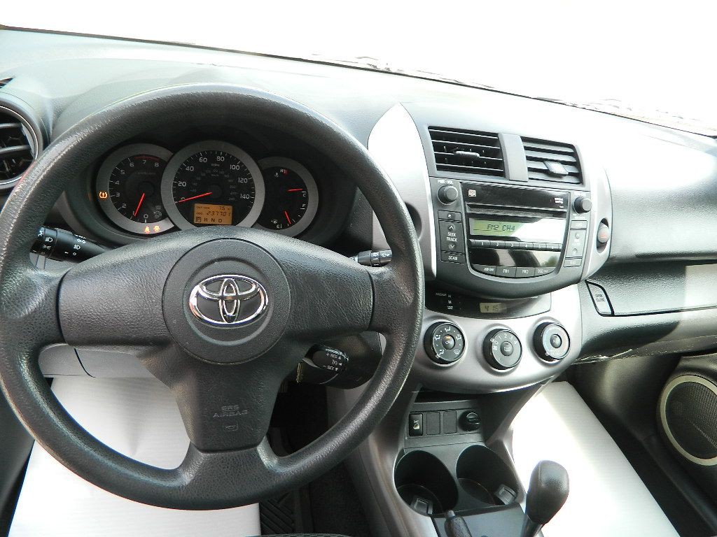 2008 Toyota Rav4 Image 10