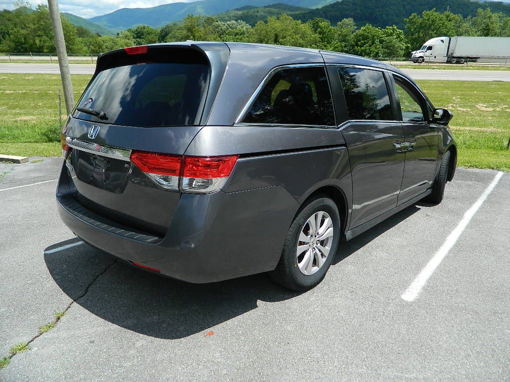 2016 Honda Odyssey Image 3