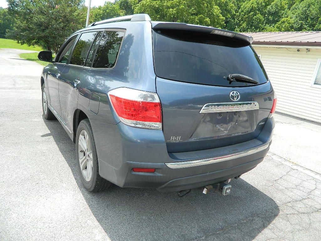 2012 Toyota Highlander Image 4