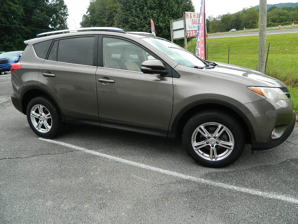 2014 Toyota Rav4 Image 2