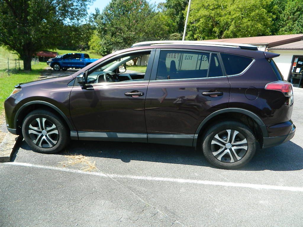 2016 Toyota Rav4 Image 5