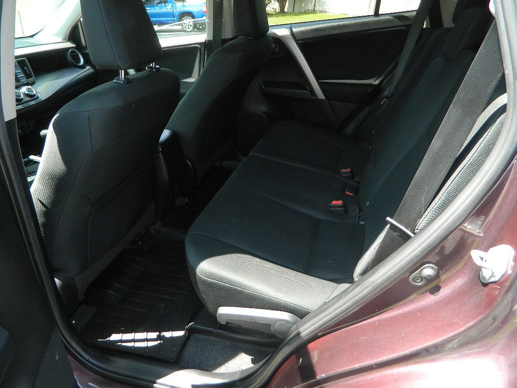 2016 Toyota Rav4 Image 8