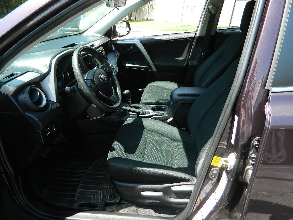 2016 Toyota Rav4 Image 9