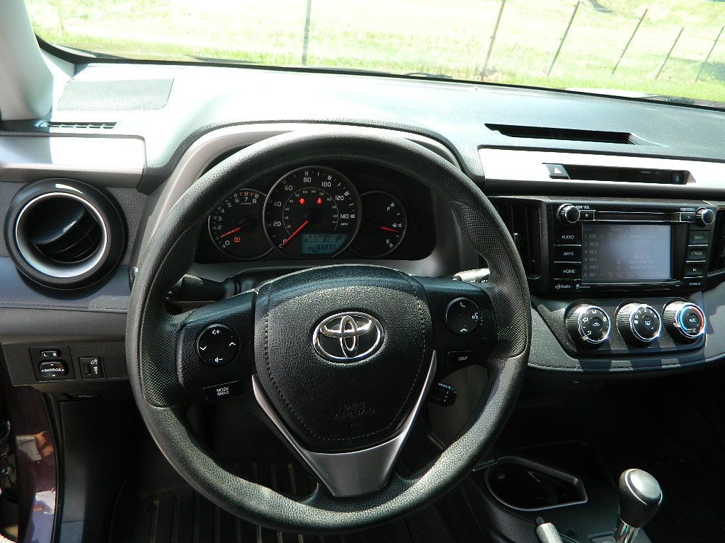 2016 Toyota Rav4 Image 10
