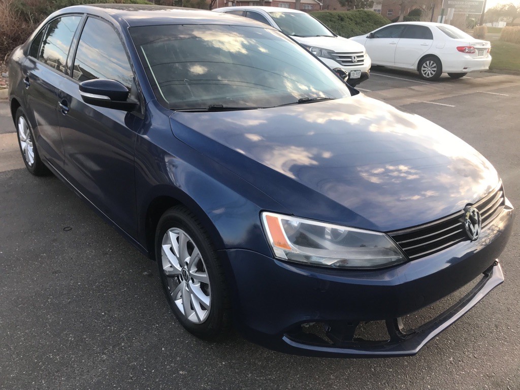 2012 Volkswagen Jetta Image 4