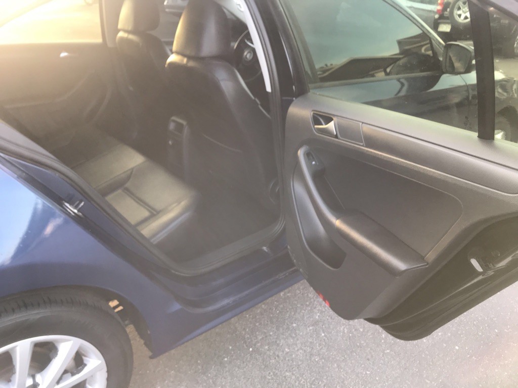 2012 Volkswagen Jetta Image 10