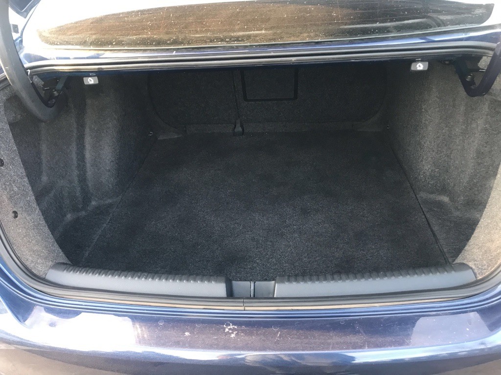 2012 Volkswagen Jetta Image 11