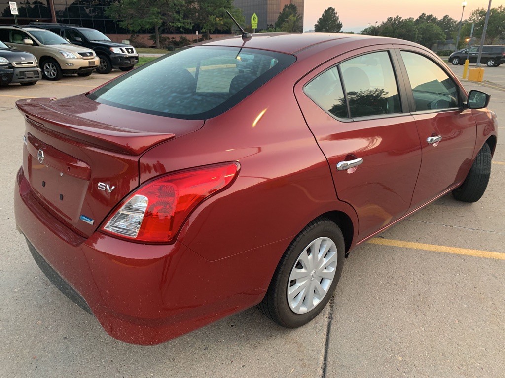 2016 Nissan Versa Image 5