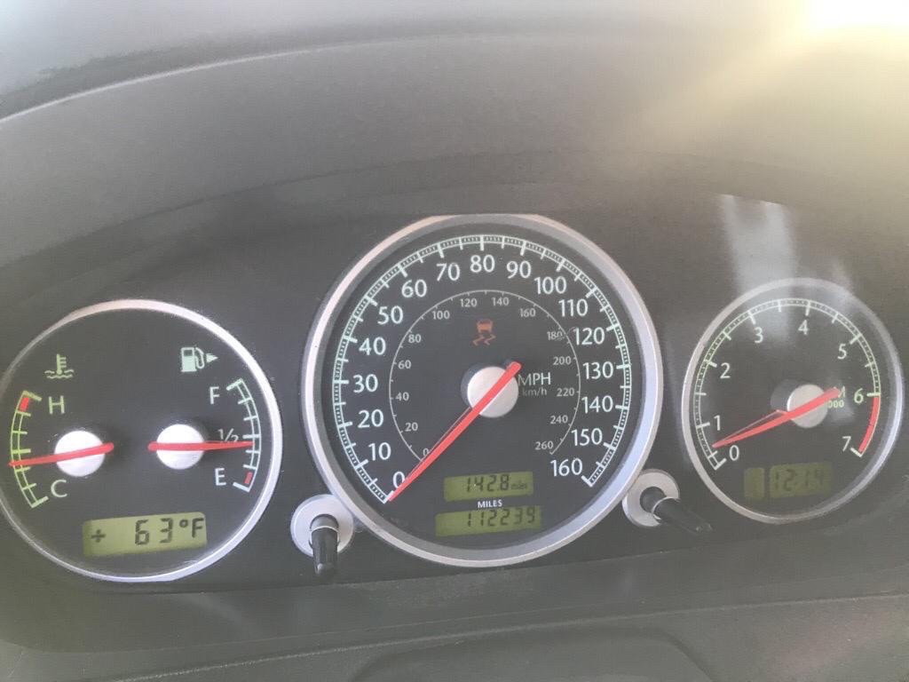2004 Chrysler Crossfire Image 28
