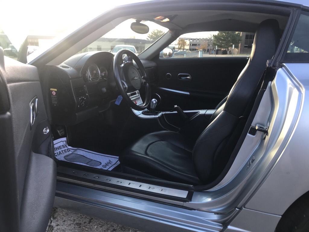 2004 Chrysler Crossfire Image 16
